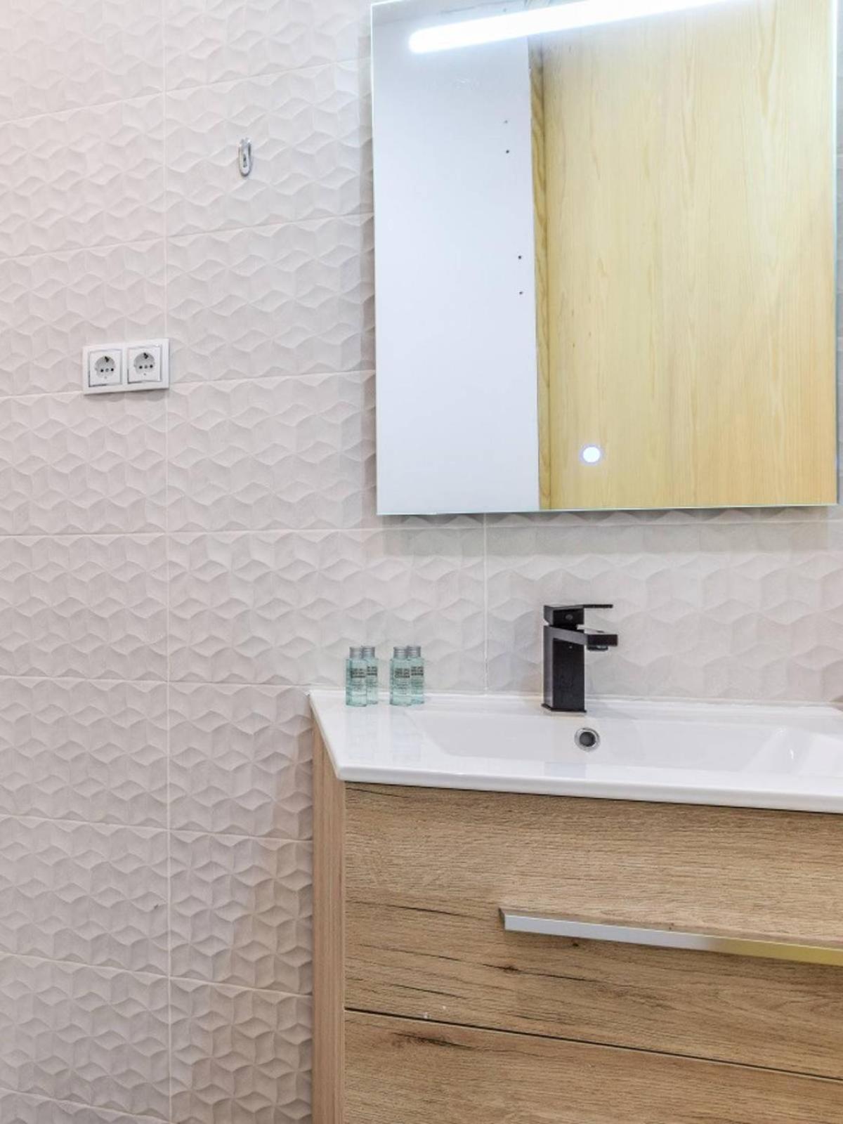 Appartement Estudio Chic En El Corazon De Madrid, Junto A Gran Via Madrid